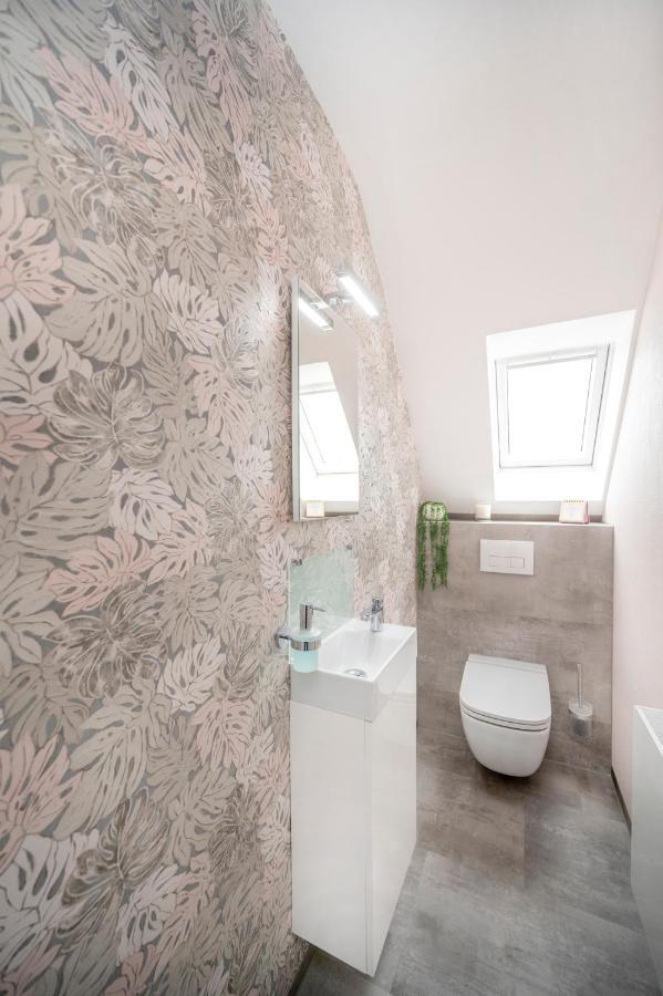Ferienwohnung Albblick Holzmaden Bagian luar foto